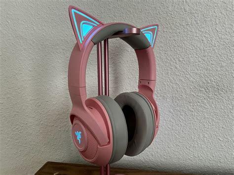 razer kraken bt kitty edition review time to add the purr fect flair to your headphones right