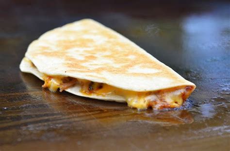 A Little Twisted Bbq Mac And Cheese Quesadilla