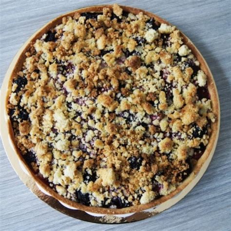 Tarte crumble fruits rouges Dehait Pâtisserie