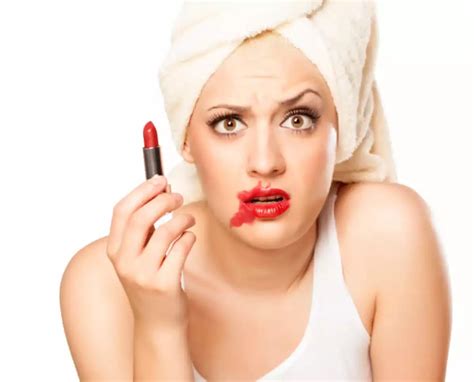 ¿cuáles Son Los Errores Que Cometen Las Mujeres Al Maquillarse