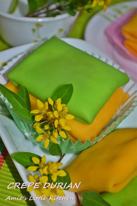 Sekarang musim durian dan kuih durian crepe sedang popular. Resepi Durian Crepe Buat Orang Lapo - Pewarna g