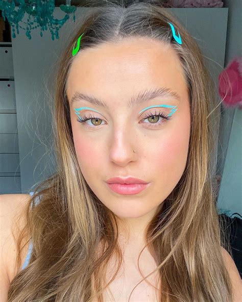 Olivia Grace On Instagram “graphic Liner Is Literally My Favourite