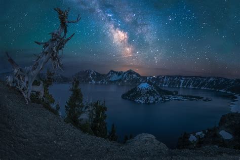 Interesting Photo Of The Day Crater Lake Milky Way