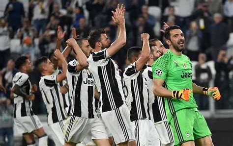 Барсе в минувшем сезоне не повезло. UEFA Champions League 2016/17: Juventus 3-0 Barcelona - 5 ...