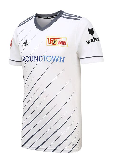 This is the union berlin home kit to be worn during the 2016/17 season. Union Berlin 2020-21 Away Kit