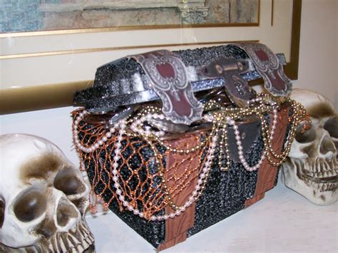 Pirate Party 99c Store Styrofoam Ice Chest Made Into A Pirate Treasure Chest Nautical Crafts