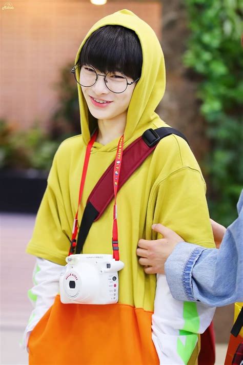 Being an evil maknae no copyright infringement intended, i do not own any music played in. 20 best Hwang Hyunjin (STRAY KIDS) images on Pinterest ...