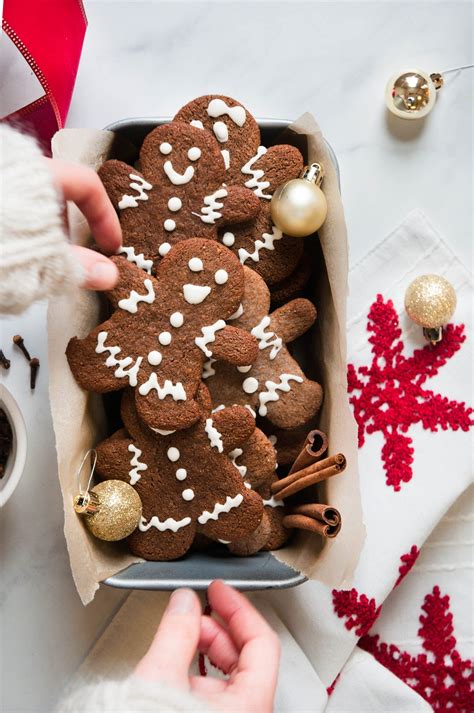 These almond flour shortbread cookies are among my favorites… and very shortly, they'll be yours, too. Healthy Gingerbread Men (Gluten-Free) | Recipe | Healthy ...