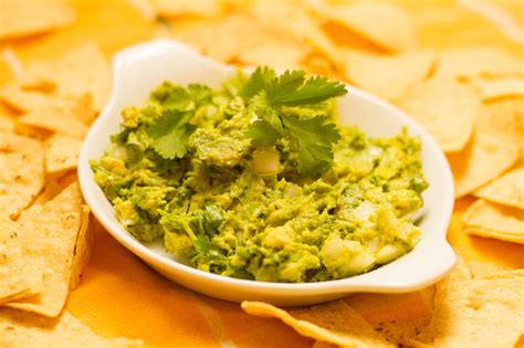 How To Make Traditional Guacamole 7 Steps With Pictures