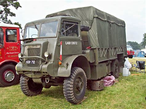 Integrating hoisting and transport together, used for the station, warehouse, wharf, construction site, field rescue. 400 Bedford QLR 3 ton Truck (1942) | Bedford QLR (1941-45 ...