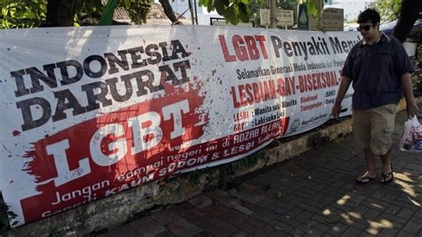 Indonesia Bars Lgbt Job Applicants For New Youth Position Bbc News