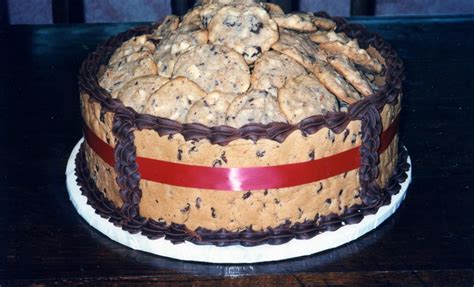 Grooms Cakes Panini Bakery Chocolate Chip Cookie Cake Grooms Cake