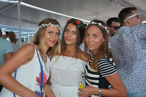 lefkada cruises lefkas cruises Κρουαζιέρες Λευκάδα makedonia palace white party girls lefkas