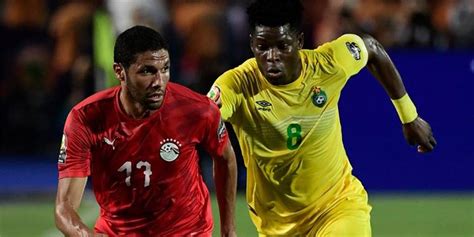أكد أحمد حسن قائد منتخب مصر السابق، أن محمد النني يستحق الإشادة به، مؤكدا بأن لديه طموح وأهداف عديدة يسعى لتحقيقها. آرسنال يهنيء محمد النني بعد مشاركته في فوز مصر أمام ...