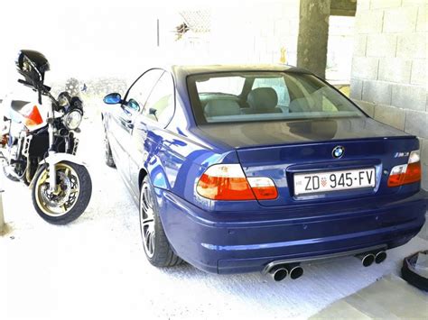 The body styles of the range are: BMW M3 E46, 2002 god.