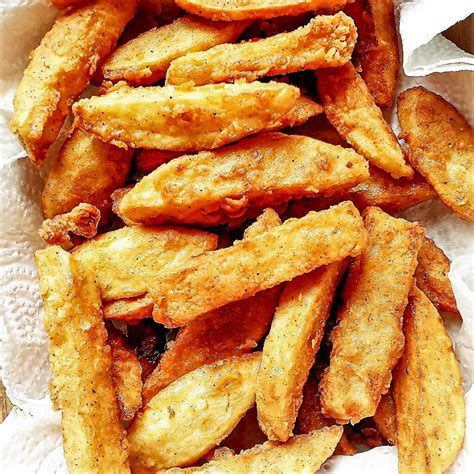 Crispy French Fries With A Spicy Coating Foodle Club