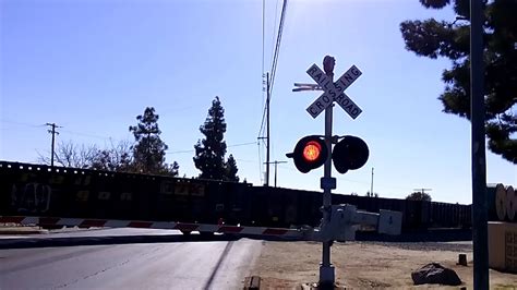 South H Street Railroad Crossing Bakersfieldca Youtube