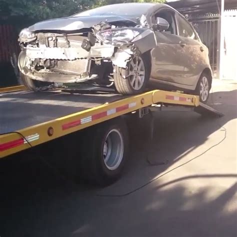 Contreras, que ya acumula sobre 310 mil seguidores en su cuenta, ya lo había hecho hace un par de semanas al publicar una imagen que. Kathy Contreras chocó y se salvó por los airbags: Su auto ...