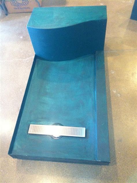 Install tiles on the wall for a sleek and clean look. Shower Door of Canada Inc.: Shower Bases and Walls