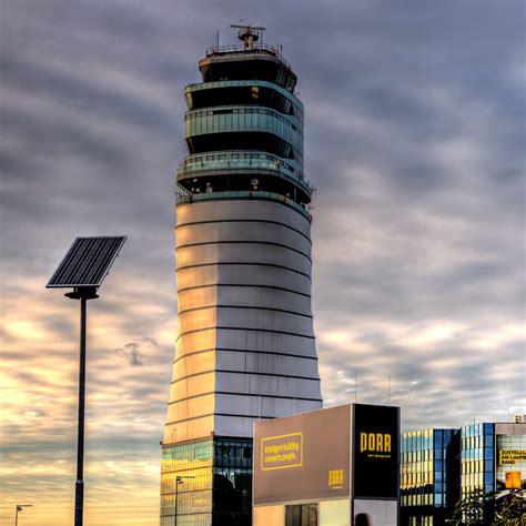 Maybe you would like to learn more about one of these? Flughafen Wien-Schwechat: Congaia Solarbeleuchtung ECO 150