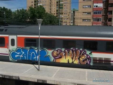 Graffiti De Zaik Y Swik En Barcelona Subido El Martes 20 De