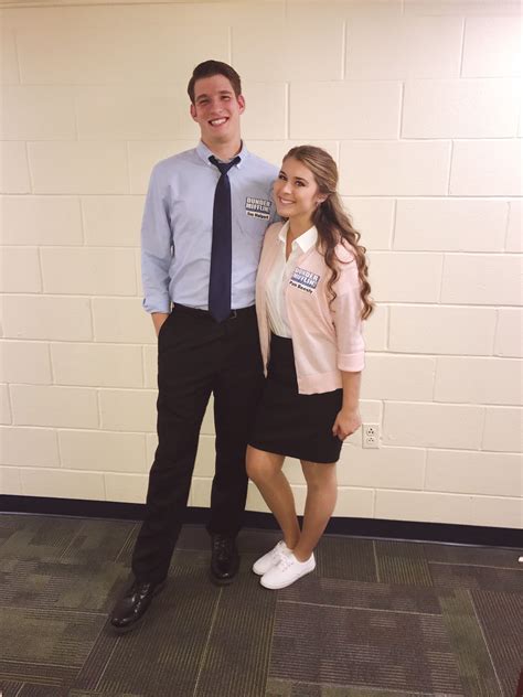 Jim Halpert And Pam Beesly Costume The Office Costumes Couples Costu Cool Couple Halloween