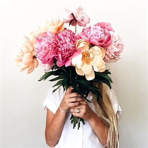 After all, what can be better gifts than flowers, the best present from mother nature! Weekend Favorites : 26 Images Flowers Instagram ...