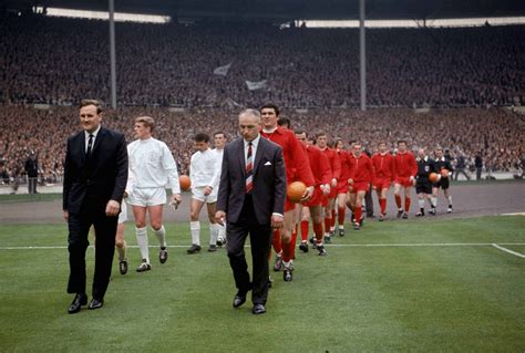 Milli futbolcumuz ozan kabak mücadelede 90 dakika görev aldı. The Short History of Liverpool vs. Leeds United: A rivalry ...