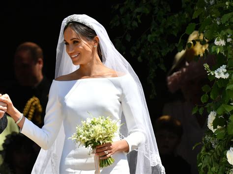 Here Are The Photos Of Meghan Markles Wedding Dress And Veil Which