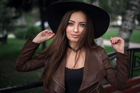 Veronika Avdeeva Model Brunette Hat Outdoors Hd Wallpaper Peakpx