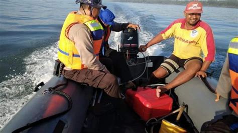 Banyu Pinaruh Patroli Pantai Turunkan Rubberboat Dan Kano Bali Tribune