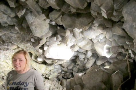 Step Inside Crystal Cave The Worlds Largest Geode On An Island In Lake