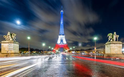 Download Wallpapers Eiffel Tower Paris Flag Of France Evening City