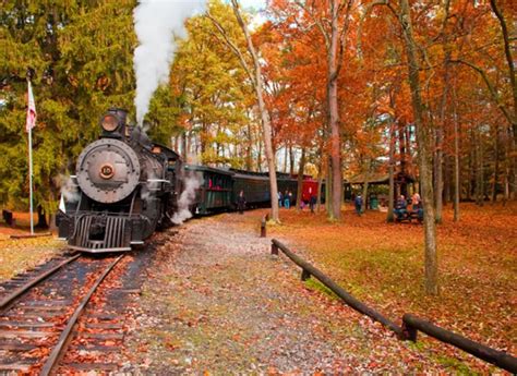 Scenic Fall Railroad Ride In Pennsylvania Train Scenic Landscape