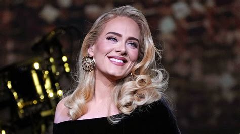 Adele Appears Drop Dead Gorgeous In Glamorous Proposal Post Hello