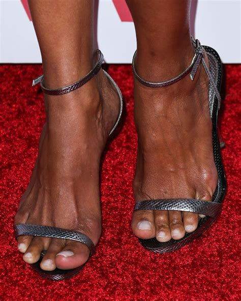 Halle Berry S Feet Free Nude Porn Photos