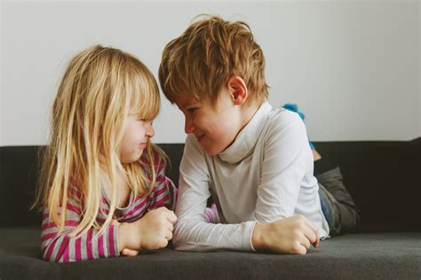 Five Ways To Combat Sibling Rivalry | EWmums.com