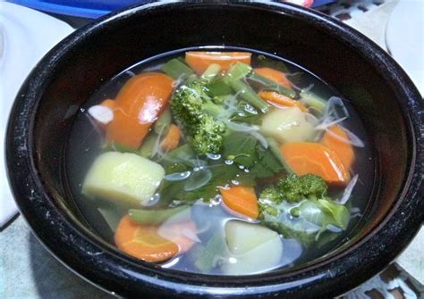 Bumbu sayur sop sederhana dan simple, sehingga sayur sop merupakan sayur ringan dan menyehatkan. Resep Sayur Sop Simpel oleh Dian Herma - Cookpad