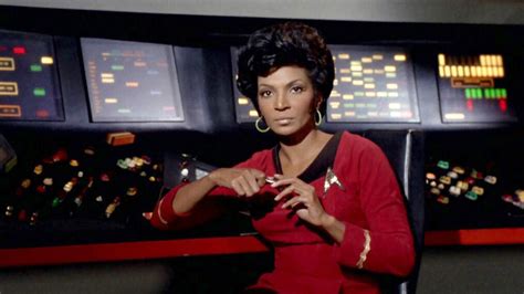 Nichelle Nichols Lt Nyota Uhura In Star Trek Dies At 89