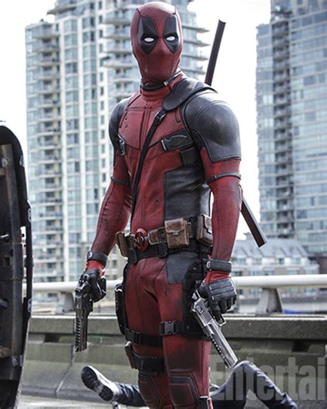 New Photo From Deadpool Of The Anti Hero Ready For Action — Geektyrant