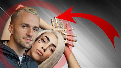 Bilal hassani (born 9 september 1999) is a french singer, songwriter and youtuber. COUPLE BILAL HASSANI et SQUEEZIE bientôt en couple ? 😱😱 ...