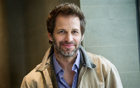 Zack Snyder Reveals Who Was Cast As Green Lantern In Justice League