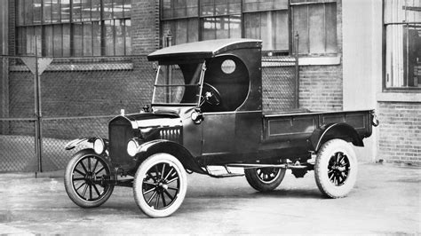 1925 Fords First Real Pickup Evolution Of The Ford F 150 Cnnmoney