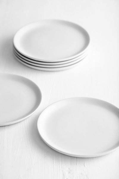 White Dishes White Plates Photo Deco Modern Monochrome Interior