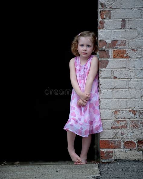 Scared Little Girl Stock Image Image Of Barefoot Sidewalk 33328007