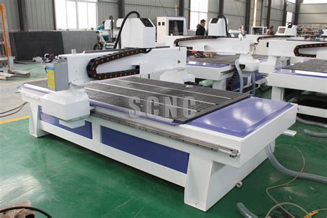 We put much effort on developing woodworking machinery with great quality and long usage of life. 1325 Japan YASKAWA servo DSP NK105 Mach3 controller air cooling spindle