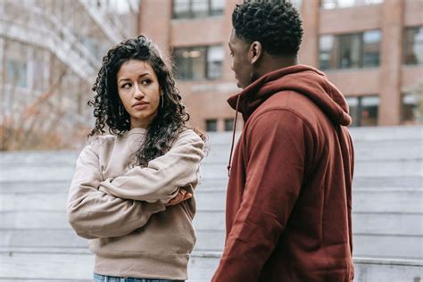 How To Deal With A Fear Of Abandonment In A Relationship Confidently Authentic