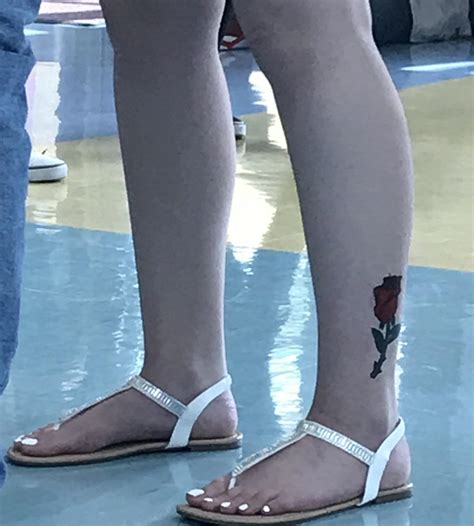 Sexy Candid White Toes N Thong Sandals 😍😍 Rthongsandals
