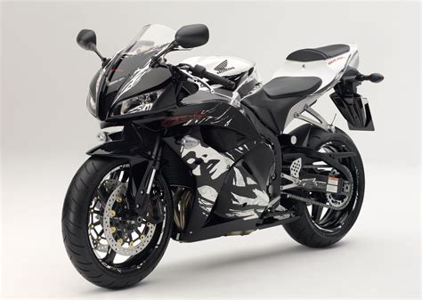 The honda cbr is a brand of bikes made by honda two wheeler manufacturer in india. Honda CBR in reasonable prices