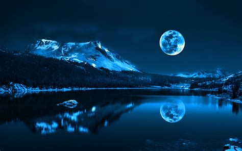 Full Moon Over Lake Wallpaper X